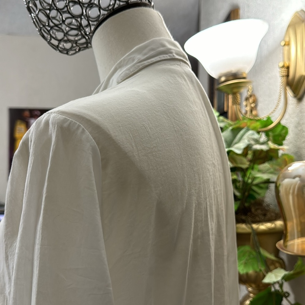White Button Up Shirt Formal Embellishment Collared Women’s Size L Long Sleeve - Picture 4 of 12